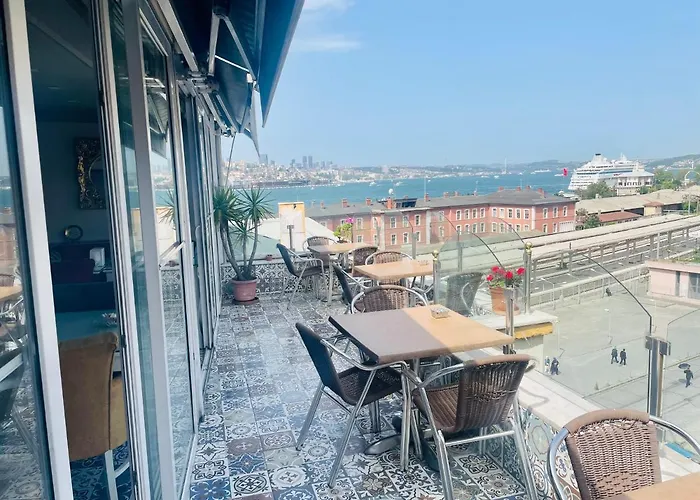 胡里耶特大酒店 酒店